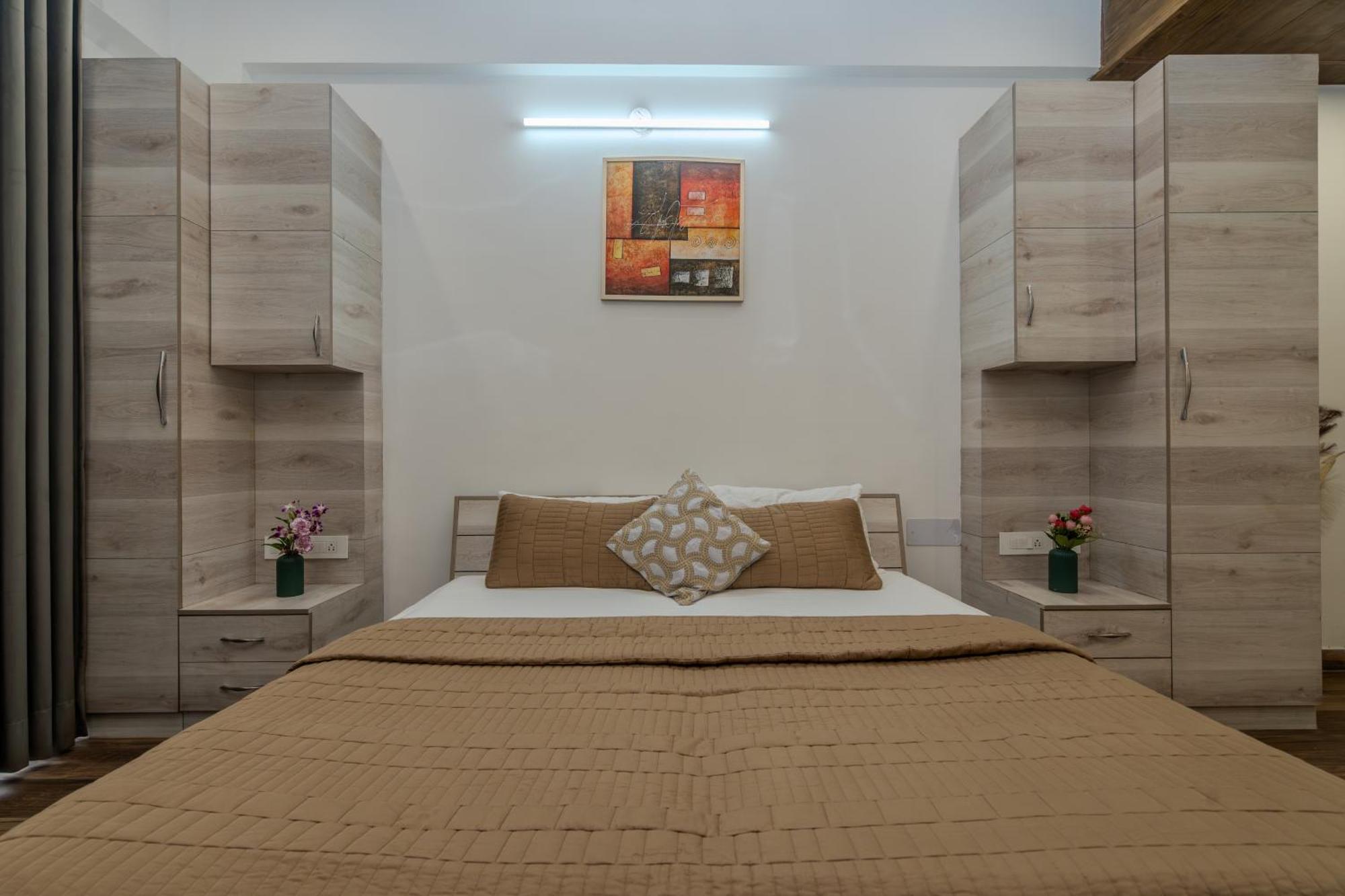 Stay Studio Hotel & Residences Gurgaon Buitenkant foto