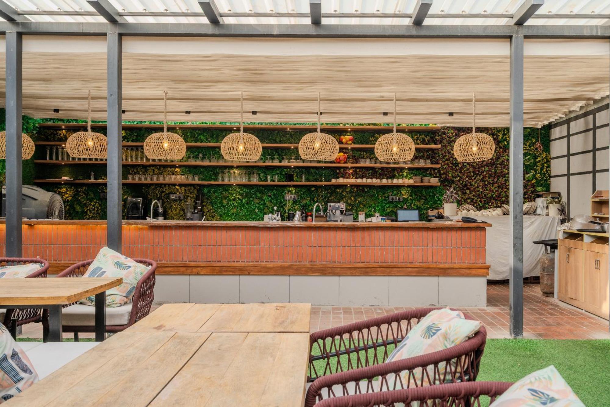 Stay Studio Hotel & Residences Gurgaon Buitenkant foto